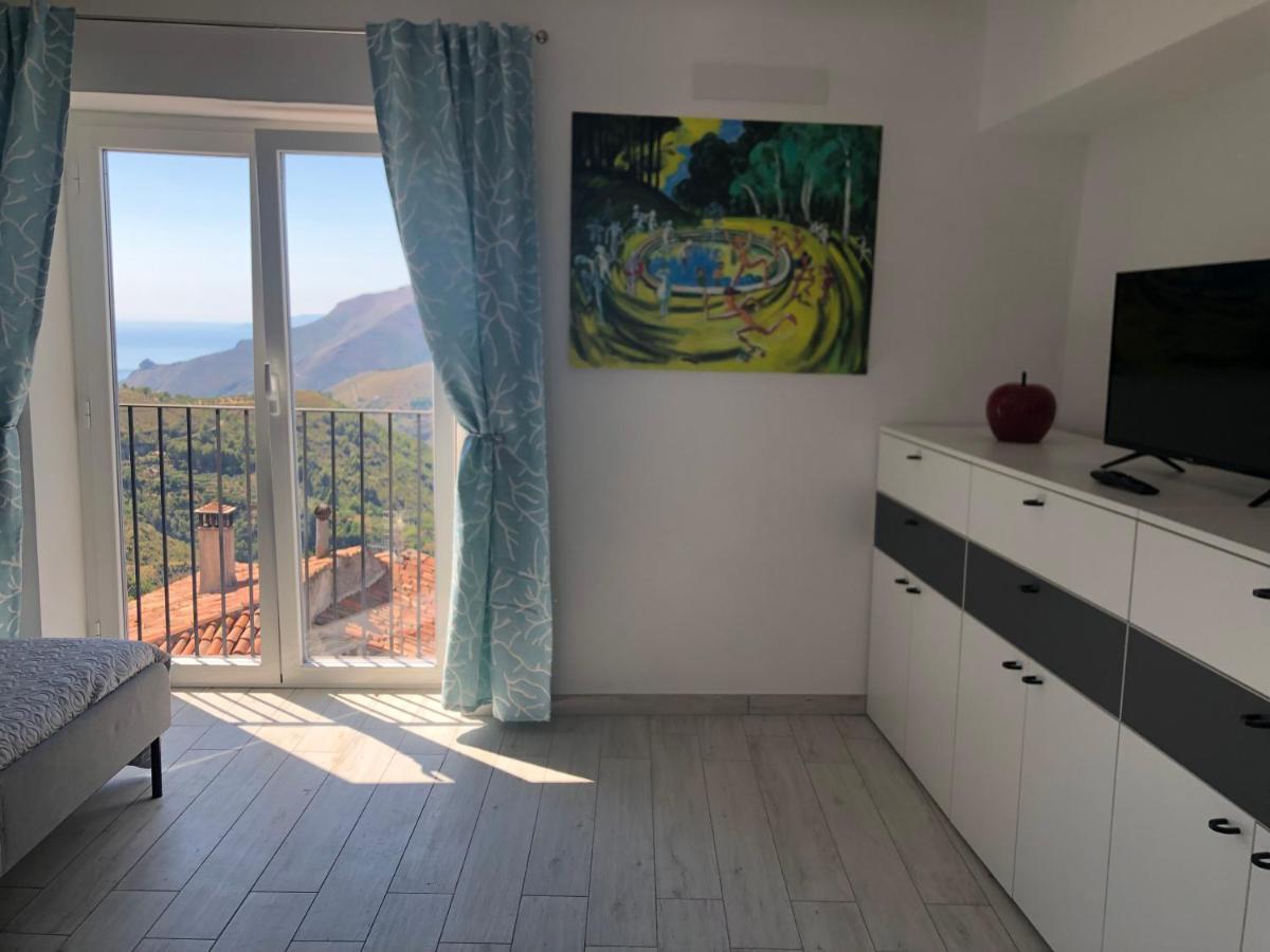 Un Capriccio - Ginepro Apartment Aieta Ngoại thất bức ảnh
